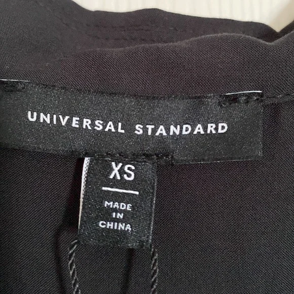 Universal Standard Black Tunic Top - Picture 10 of 14